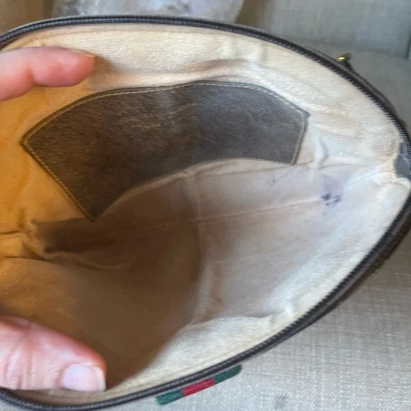 Authenticc Gucci vintage web sherry line crossbodydy bag 904.02.047 (C20001) - Picture 14 of 16